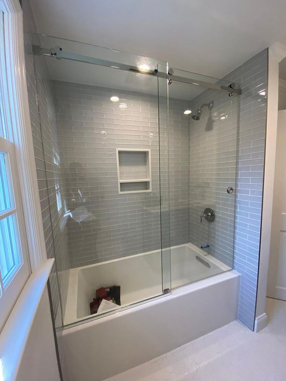 bathtub sliding enclosure in dubai